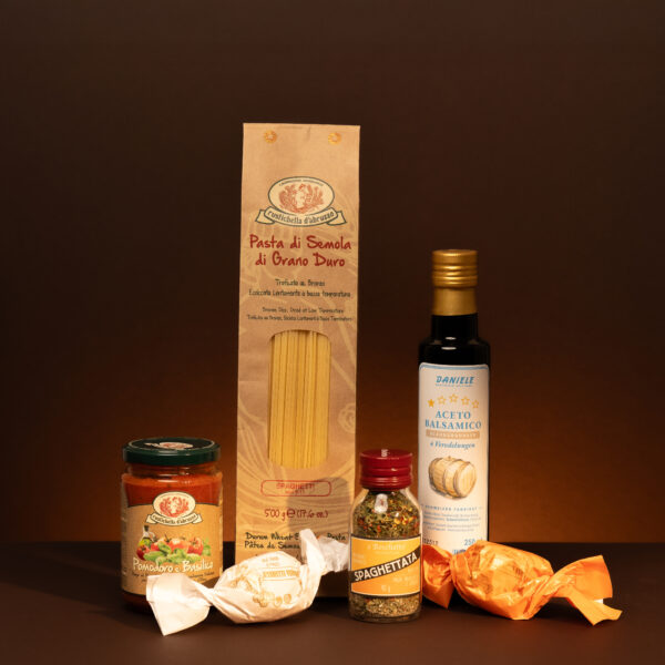 Lo Spaghetto Geschenkset mit Spaghetti, Sugo, Aceto Balsamico und Amaretti